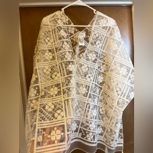 Shyanne western lace tassel pancho. One size.